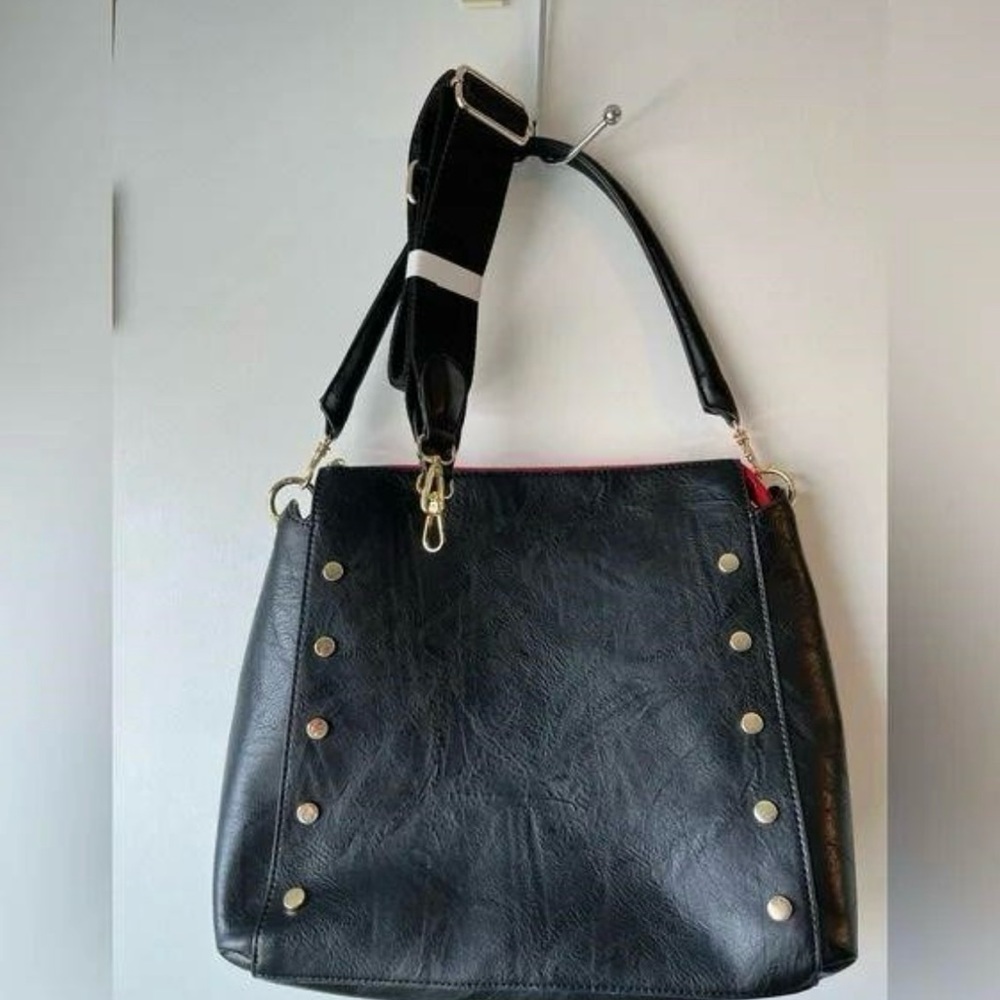Social Threads/Living in Gold/ Red/Black Vegan Bag
